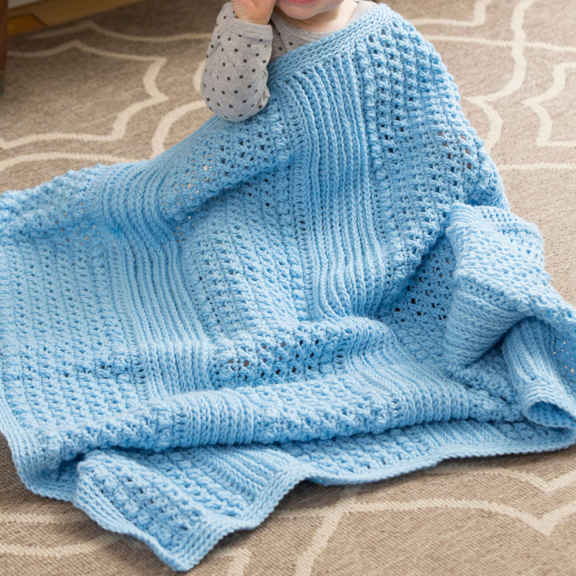 Snuggle into Warmth: Embrace the Faux Ribbed Baby Blanket